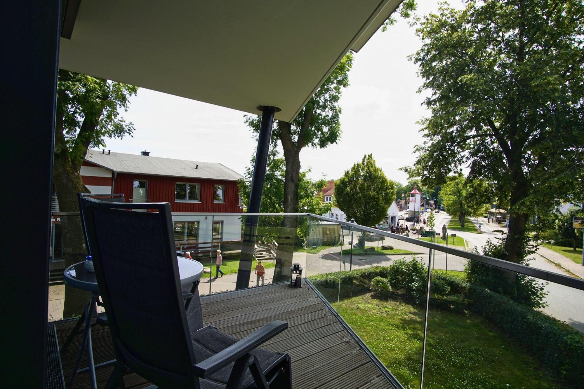 Haus Hafenkieker Fewo 08 - Balkon, Hafenblick Putbus Exteriér fotografie